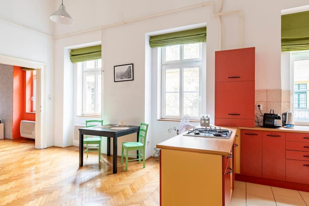 Quiet Home At Synagogue Budapest Extérieur photo
